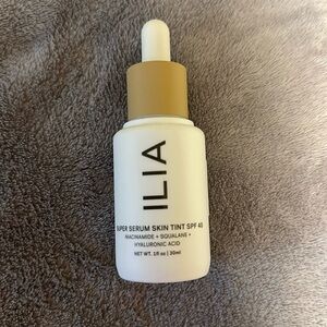 Ilia Super Serum Skin Tint SPF 40